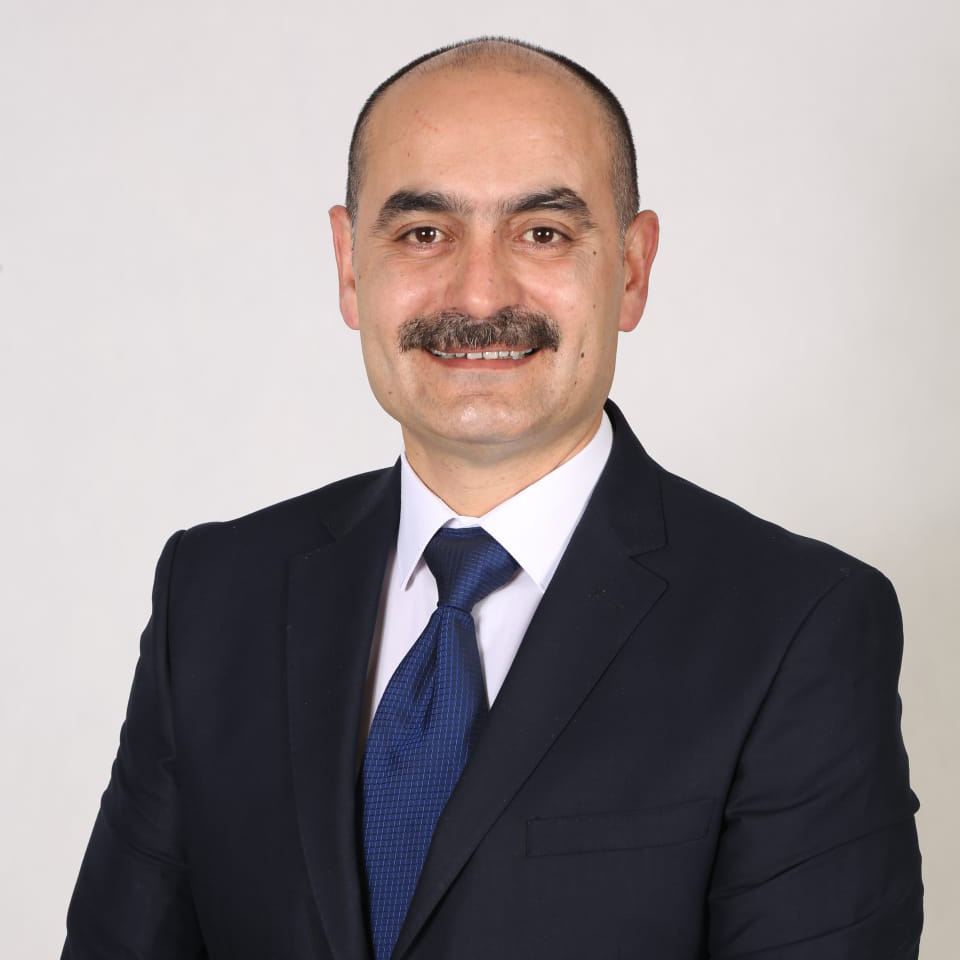 Dr. Gentian Çala